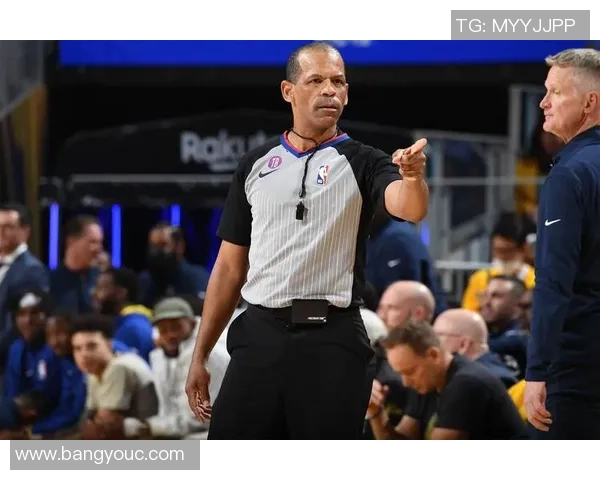 布雷斯特与里尔激战正酣比分揭晓引发球迷热议